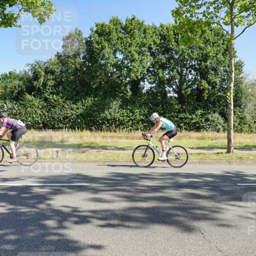 09.08.2026 - GEWOBA Citytriathlon Bremen Michael Burmester http://msf.ph/oto/9958645 09.08.2026 10:55:29 Radfahren 123, 237, 488, 527 meine-sportfotos.de