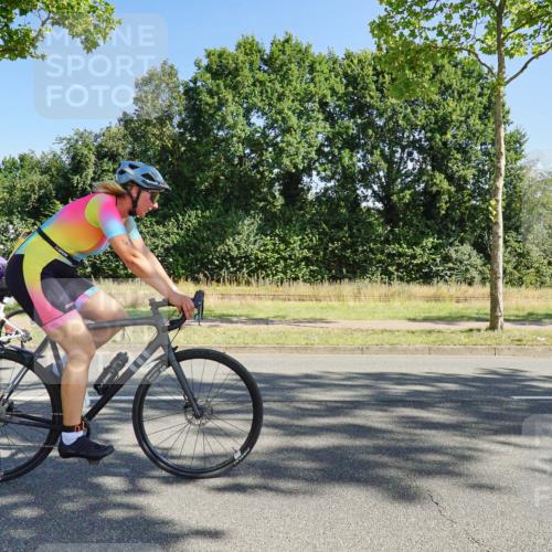 09.08.2026 - GEWOBA Citytriathlon Bremen Michael Burmester http://msf.ph/oto/9958655 09.08.2026 10:55:50 Radfahren 31, 41, 45, 93, 119, 155, 157, 211, 426, 440, 491, 494 meine-sportfotos.de