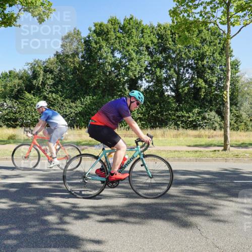 09.08.2026 - GEWOBA Citytriathlon Bremen Michael Burmester http://msf.ph/oto/9958666 09.08.2026 10:56:05 Radfahren 41, 89, 109, 155, 211, 487, 491 meine-sportfotos.de