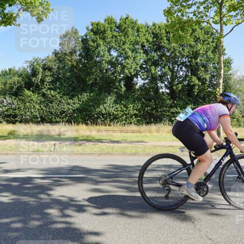 09.08.2026 - GEWOBA Citytriathlon Bremen Michael Burmester http://msf.ph/oto/9958677 09.08.2026 10:56:29 Radfahren 67, 163, 217, 225 meine-sportfotos.de