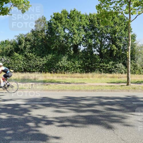 09.08.2026 - GEWOBA Citytriathlon Bremen Michael Burmester http://msf.ph/oto/9958682 09.08.2026 10:56:46 Radfahren 75, 113, 147, 149, 480, 504 meine-sportfotos.de