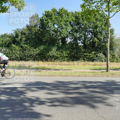 09.08.2026 - GEWOBA Citytriathlon Bremen Michael Burmester http://msf.ph/oto/9958690 09.08.2026 10:57:01 Radfahren 35, 85, 113, 399, 460, 480 meine-sportfotos.de