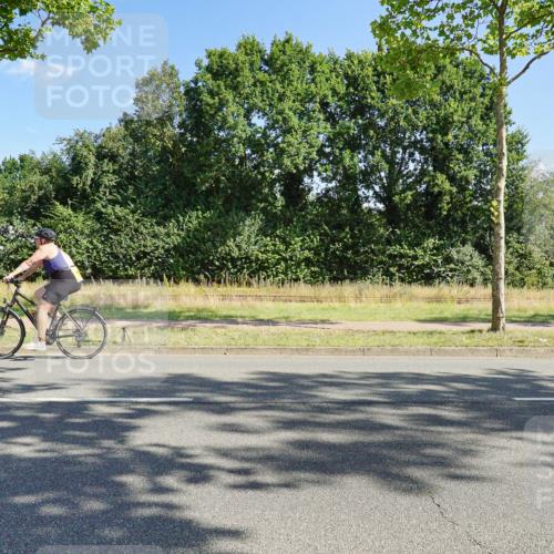 09.08.2026 - GEWOBA Citytriathlon Bremen Michael Burmester http://msf.ph/oto/9958709 09.08.2026 10:58:13 Radfahren 459 meine-sportfotos.de