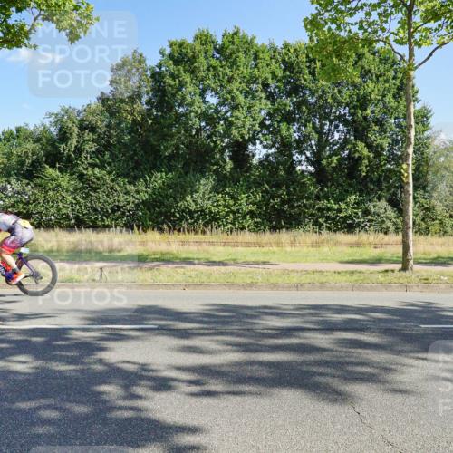 09.08.2026 - GEWOBA Citytriathlon Bremen Michael Burmester http://msf.ph/oto/9958711 09.08.2026 10:58:19 Radfahren 459 meine-sportfotos.de