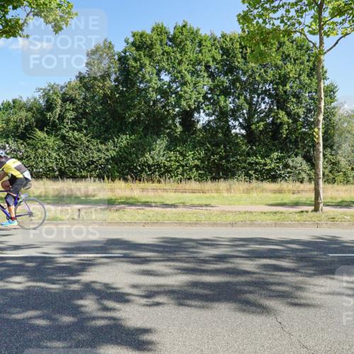 09.08.2026 - GEWOBA Citytriathlon Bremen Michael Burmester http://msf.ph/oto/9958715 09.08.2026 10:58:31 Radfahren 235 meine-sportfotos.de