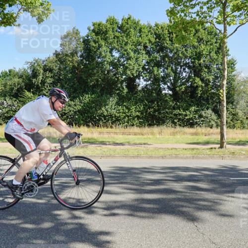09.08.2026 - GEWOBA Citytriathlon Bremen Michael Burmester http://msf.ph/oto/9958716 09.08.2026 10:58:37 Radfahren 235 meine-sportfotos.de