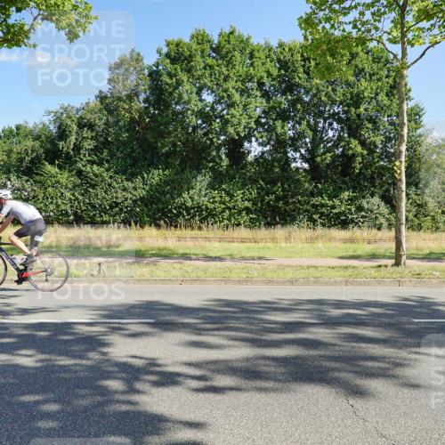 09.08.2026 - GEWOBA Citytriathlon Bremen Michael Burmester http://msf.ph/oto/9958718 09.08.2026 10:59:06 Radfahren 5, 115, 466, 499 meine-sportfotos.de