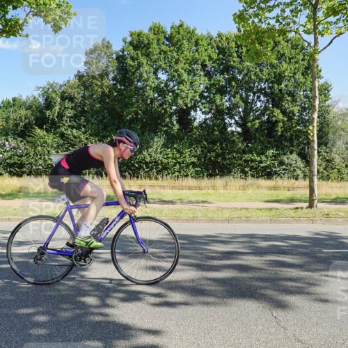 09.08.2026 - GEWOBA Citytriathlon Bremen Michael Burmester http://msf.ph/oto/9958722 09.08.2026 10:59:18 Radfahren 5, 115, 245, 429, 466, 499 meine-sportfotos.de