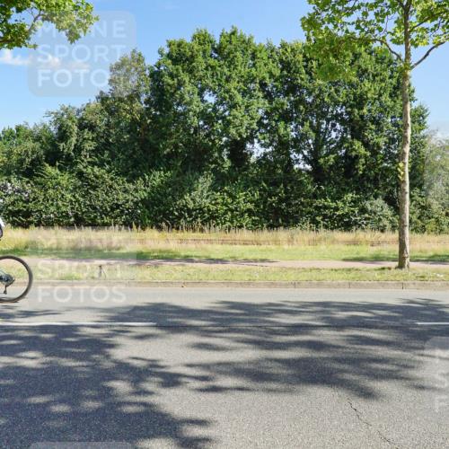 09.08.2026 - GEWOBA Citytriathlon Bremen Michael Burmester http://msf.ph/oto/9958727 09.08.2026 10:59:43 Radfahren  meine-sportfotos.de