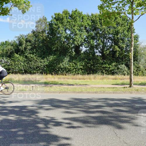 09.08.2026 - GEWOBA Citytriathlon Bremen Michael Burmester http://msf.ph/oto/9958742 09.08.2026 11:00:31 Radfahren 73, 91, 161, 165, 415, 424, 425 meine-sportfotos.de