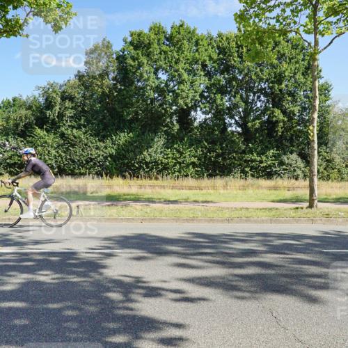 09.08.2026 - GEWOBA Citytriathlon Bremen Michael Burmester http://msf.ph/oto/9958776 09.08.2026 11:03:54 Radfahren 525 meine-sportfotos.de