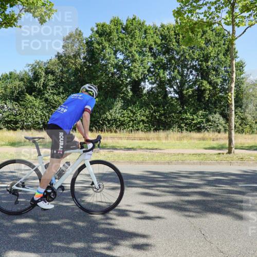 09.08.2026 - GEWOBA Citytriathlon Bremen Michael Burmester http://msf.ph/oto/9958789 09.08.2026 11:07:10 Radfahren 159 meine-sportfotos.de