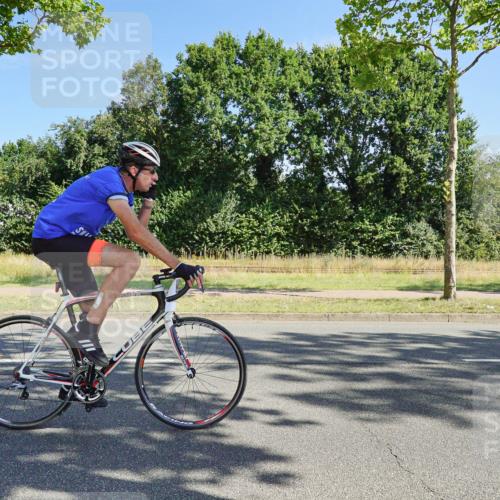 09.08.2026 - GEWOBA Citytriathlon Bremen Michael Burmester http://msf.ph/oto/9958790 09.08.2026 11:07:13 Radfahren 159 meine-sportfotos.de