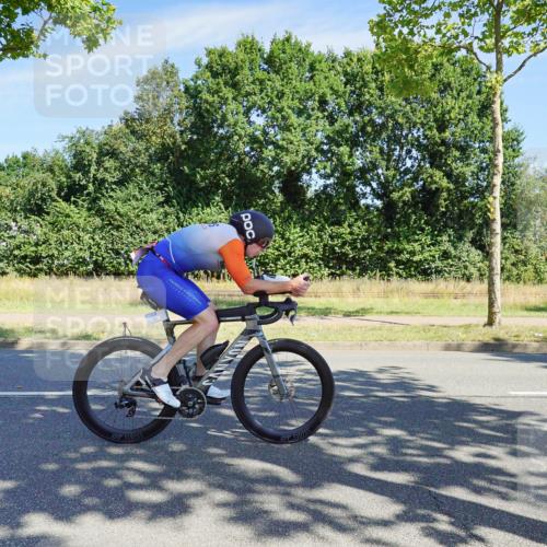 09.08.2026 - GEWOBA Citytriathlon Bremen Michael Burmester http://msf.ph/oto/9958816 09.08.2026 12:02:56 Radfahren 579, 650 meine-sportfotos.de