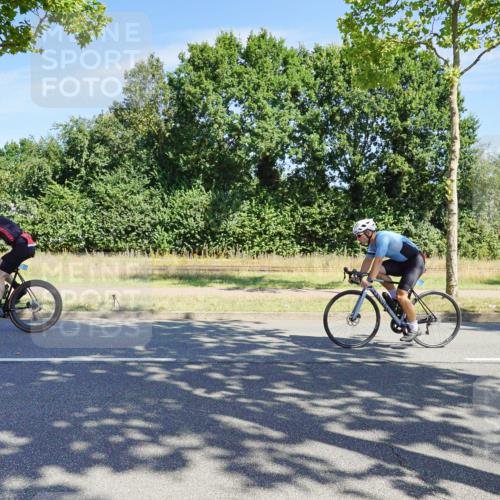 09.08.2026 - GEWOBA Citytriathlon Bremen Michael Burmester http://msf.ph/oto/9958832 09.08.2026 12:04:52 Radfahren 667 meine-sportfotos.de