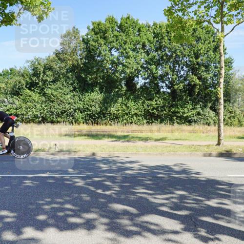 09.08.2026 - GEWOBA Citytriathlon Bremen Michael Burmester http://msf.ph/oto/9958858 09.08.2026 12:06:17 Radfahren 559, 604, 664, 687, 701 meine-sportfotos.de
