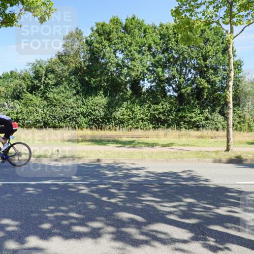 09.08.2026 - GEWOBA Citytriathlon Bremen Michael Burmester http://msf.ph/oto/9958869 09.08.2026 12:06:52 Radfahren 612, 737 meine-sportfotos.de