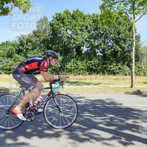 09.08.2026 - GEWOBA Citytriathlon Bremen Michael Burmester http://msf.ph/oto/9958887 09.08.2026 12:07:47 Radfahren 572, 577, 586, 614, 649, 705, 1001 meine-sportfotos.de