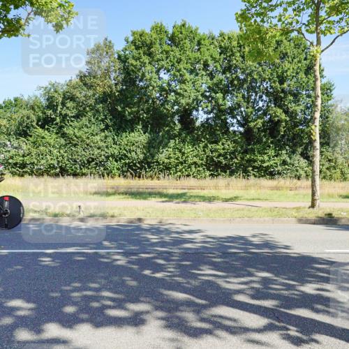 09.08.2026 - GEWOBA Citytriathlon Bremen Michael Burmester http://msf.ph/oto/9958894 09.08.2026 12:08:04 Radfahren 577, 671, 705, 787, 1001 meine-sportfotos.de