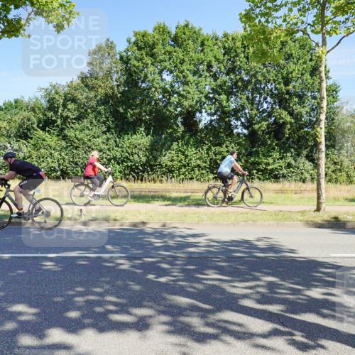 09.08.2026 - GEWOBA Citytriathlon Bremen Michael Burmester http://msf.ph/oto/9958910 09.08.2026 12:08:40 Radfahren 558, 602, 620, 643, 711 meine-sportfotos.de