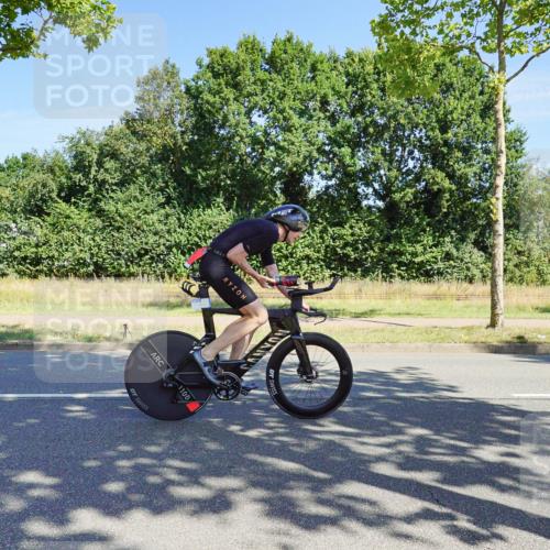 09.08.2026 - GEWOBA Citytriathlon Bremen Michael Burmester http://msf.ph/oto/9958914 09.08.2026 12:08:45 Radfahren 602, 643, 711, 803 meine-sportfotos.de