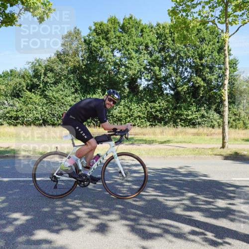 09.08.2026 - GEWOBA Citytriathlon Bremen Michael Burmester http://msf.ph/oto/9958924 09.08.2026 12:09:06 Radfahren 607, 630, 654, 699, 700, 858, 1121 meine-sportfotos.de
