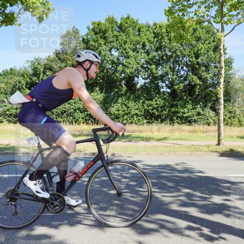 09.08.2026 - GEWOBA Citytriathlon Bremen Michael Burmester http://msf.ph/oto/9958925 09.08.2026 12:09:06 Radfahren 607, 630, 654, 699, 700, 858, 1121 meine-sportfotos.de
