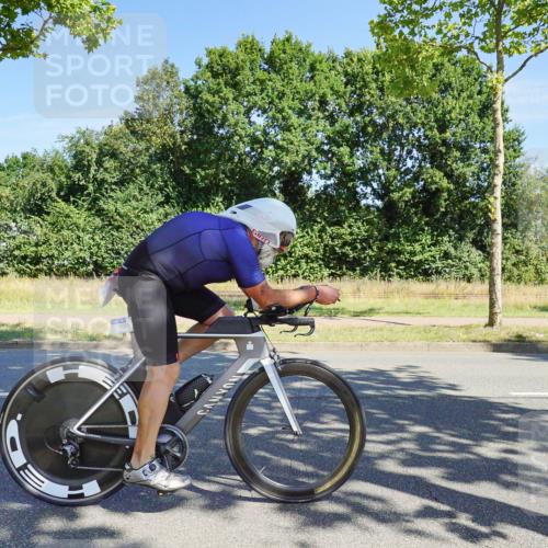 09.08.2026 - GEWOBA Citytriathlon Bremen Michael Burmester http://msf.ph/oto/9958934 09.08.2026 12:09:18 Radfahren 543, 607, 621, 629, 675, 700, 819, 1121, 1124 meine-sportfotos.de