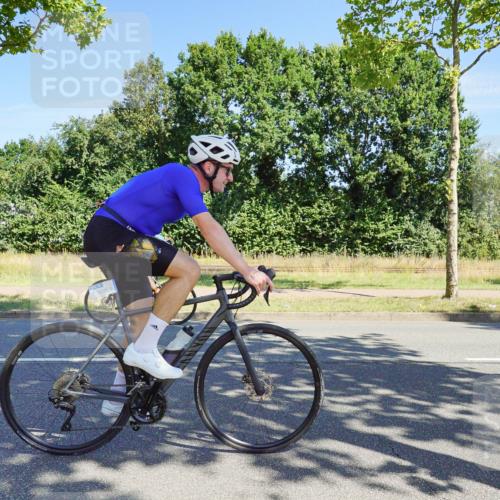 09.08.2026 - GEWOBA Citytriathlon Bremen Michael Burmester http://msf.ph/oto/9958936 09.08.2026 12:09:21 Radfahren 543, 621, 629, 675, 719, 819, 1121, 1124 meine-sportfotos.de