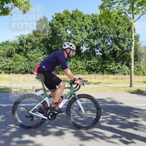 09.08.2026 - GEWOBA Citytriathlon Bremen Michael Burmester http://msf.ph/oto/9958941 09.08.2026 12:09:42 Radfahren 570, 578, 597, 674, 702 meine-sportfotos.de