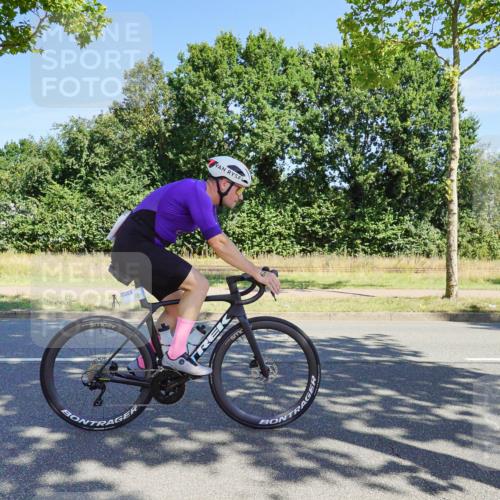 09.08.2026 - GEWOBA Citytriathlon Bremen Michael Burmester http://msf.ph/oto/9958943 09.08.2026 12:09:44 Radfahren 570, 578, 635, 674, 702 meine-sportfotos.de