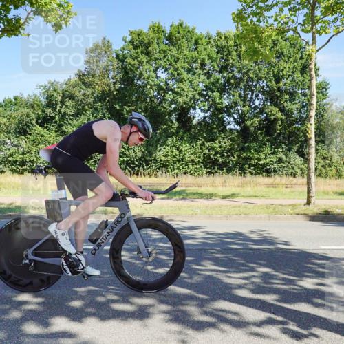 09.08.2026 - GEWOBA Citytriathlon Bremen Michael Burmester http://msf.ph/oto/9958946 09.08.2026 12:09:52 Radfahren 578, 635, 674, 702, 718, 770 meine-sportfotos.de