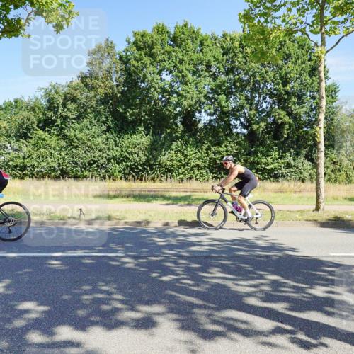 09.08.2026 - GEWOBA Citytriathlon Bremen Michael Burmester http://msf.ph/oto/9958956 09.08.2026 12:10:12 Radfahren 619, 633, 688, 729, 774, 1002 meine-sportfotos.de