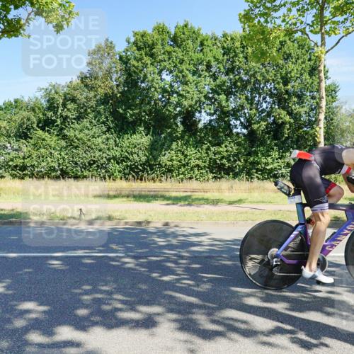 09.08.2026 - GEWOBA Citytriathlon Bremen Michael Burmester http://msf.ph/oto/9958963 09.08.2026 12:10:22 Radfahren 688, 776 meine-sportfotos.de