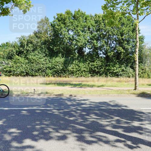 09.08.2026 - GEWOBA Citytriathlon Bremen Michael Burmester http://msf.ph/oto/9958979 09.08.2026 12:10:53 Radfahren 587, 669, 714, 740, 766 meine-sportfotos.de
