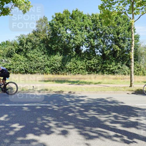 09.08.2026 - GEWOBA Citytriathlon Bremen Michael Burmester http://msf.ph/oto/9959009 09.08.2026 12:11:40 Radfahren 549, 631, 666, 676, 691, 692, 712, 732, 862, 1153 meine-sportfotos.de