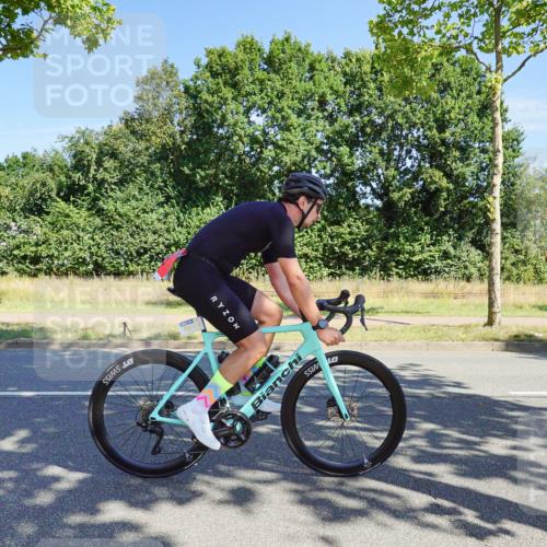 09.08.2026 - GEWOBA Citytriathlon Bremen Michael Burmester http://msf.ph/oto/9959013 09.08.2026 12:11:43 Radfahren 549, 631, 642, 660, 676, 691, 692, 712, 732, 862 meine-sportfotos.de