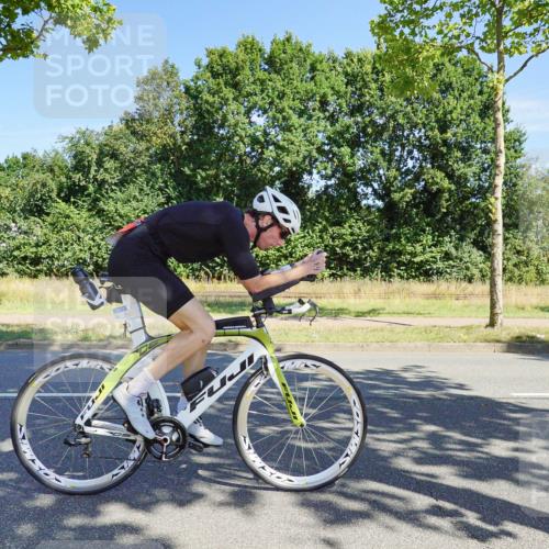09.08.2026 - GEWOBA Citytriathlon Bremen Michael Burmester http://msf.ph/oto/9959014 09.08.2026 12:11:44 Radfahren 549, 631, 642, 660, 676, 691, 692, 712, 732, 862 meine-sportfotos.de