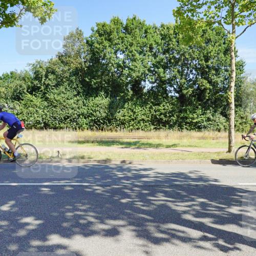 09.08.2026 - GEWOBA Citytriathlon Bremen Michael Burmester http://msf.ph/oto/9959037 09.08.2026 12:12:19 Radfahren 589, 610, 618, 632, 661, 677, 697, 825 meine-sportfotos.de