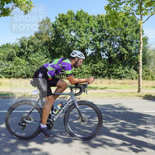09.08.2026 - GEWOBA Citytriathlon Bremen Michael Burmester http://msf.ph/oto/9959040 09.08.2026 12:12:22 Radfahren 544, 589, 610, 618, 632, 661, 677, 697, 791, 825, 835 meine-sportfotos.de
