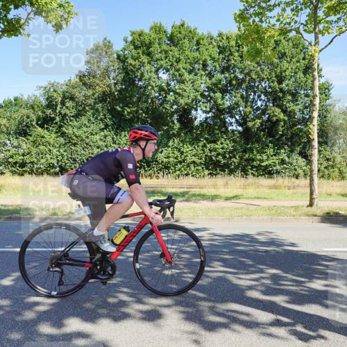 09.08.2026 - GEWOBA Citytriathlon Bremen Michael Burmester http://msf.ph/oto/9959041 09.08.2026 12:12:24 Radfahren 544, 589, 610, 632, 661, 677, 697, 791, 825, 835, 1131 meine-sportfotos.de