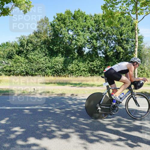 09.08.2026 - GEWOBA Citytriathlon Bremen Michael Burmester http://msf.ph/oto/9959043 09.08.2026 12:12:25 Radfahren 544, 589, 610, 632, 661, 677, 697, 791, 825, 835, 1127, 1131 meine-sportfotos.de