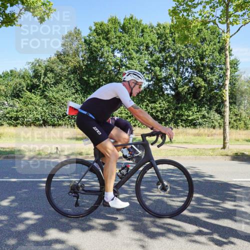 09.08.2026 - GEWOBA Citytriathlon Bremen Michael Burmester http://msf.ph/oto/9959044 09.08.2026 12:12:26 Radfahren 544, 589, 610, 632, 661, 677, 697, 791, 825, 835, 1127, 1131 meine-sportfotos.de