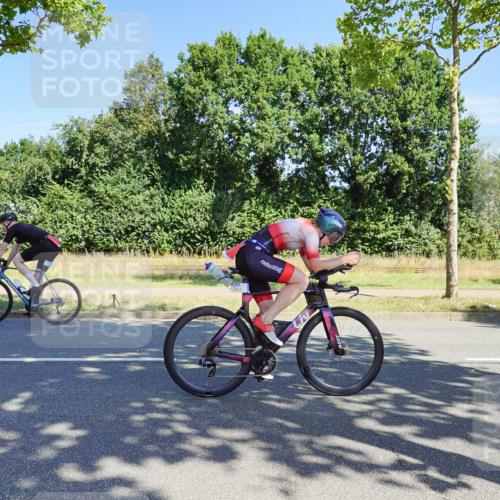 09.08.2026 - GEWOBA Citytriathlon Bremen Michael Burmester http://msf.ph/oto/9959062 09.08.2026 12:12:44 Radfahren 593, 605, 606, 683, 723, 764, 878, 951, 1127 meine-sportfotos.de