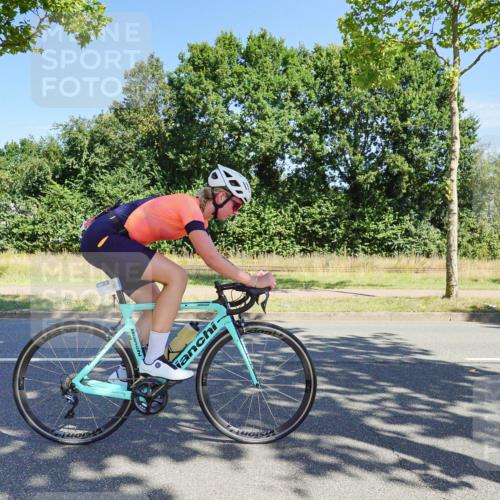 09.08.2026 - GEWOBA Citytriathlon Bremen Michael Burmester http://msf.ph/oto/9959089 09.08.2026 12:13:31 Radfahren 591, 592, 645, 685, 710, 824, 882, 884, 1011, 1116, 1150 meine-sportfotos.de
