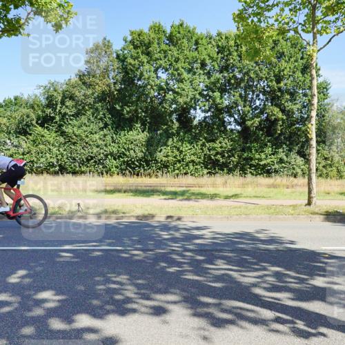 09.08.2026 - GEWOBA Citytriathlon Bremen Michael Burmester http://msf.ph/oto/9959098 09.08.2026 12:13:44 Radfahren 547, 592, 645, 684, 685 meine-sportfotos.de