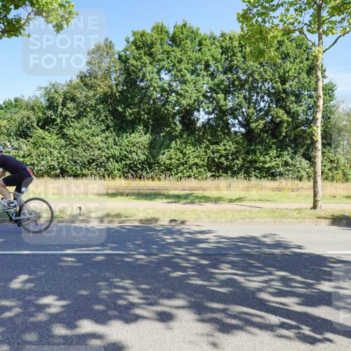 09.08.2026 - GEWOBA Citytriathlon Bremen Michael Burmester http://msf.ph/oto/9959109 09.08.2026 12:14:02 Radfahren 662, 684, 771 meine-sportfotos.de