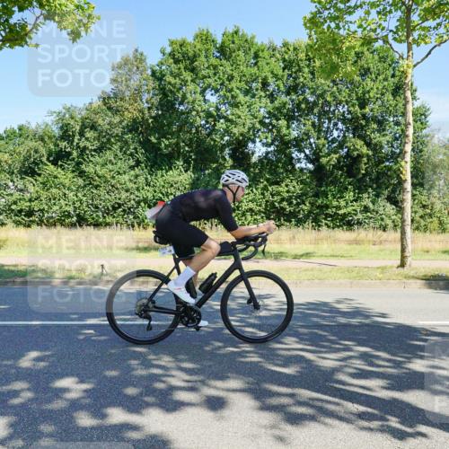 09.08.2026 - GEWOBA Citytriathlon Bremen Michael Burmester http://msf.ph/oto/9959128 09.08.2026 12:14:42 Radfahren 561, 574, 582, 679, 680, 721, 733, 746, 750 meine-sportfotos.de