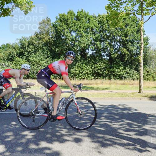 09.08.2026 - GEWOBA Citytriathlon Bremen Michael Burmester http://msf.ph/oto/9959193 09.08.2026 12:16:17 Radfahren 564, 580, 611, 716, 726, 775, 855, 914, 955, 1013, 1117 meine-sportfotos.de