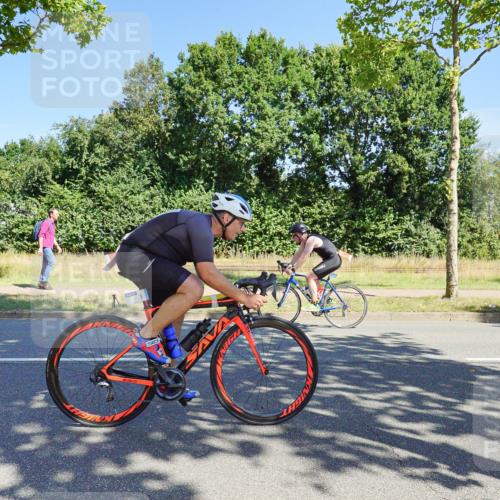 09.08.2026 - GEWOBA Citytriathlon Bremen Michael Burmester http://msf.ph/oto/9959205 09.08.2026 12:16:33 Radfahren 545, 580, 638, 648, 775, 777, 804, 846, 918, 1013, 1138 meine-sportfotos.de